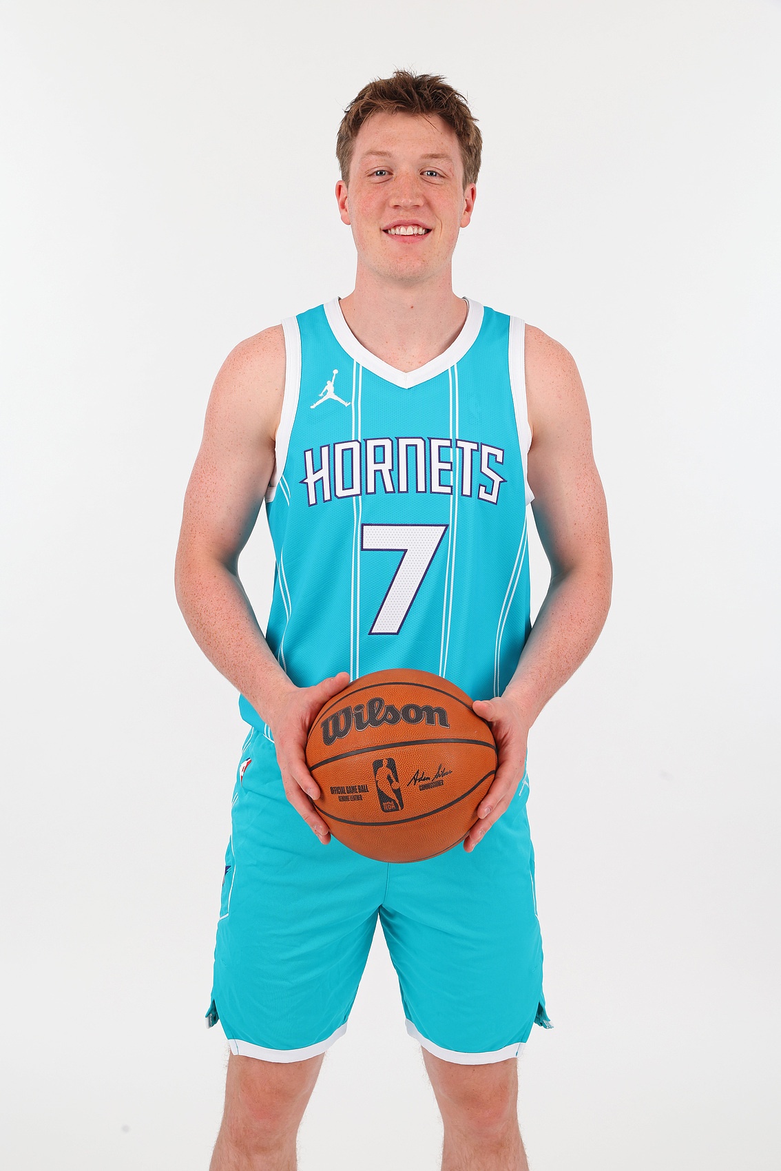 im电竞APP下载-有前途！黄蜂4号秀克尼佩尔签约飞人乔丹品牌！